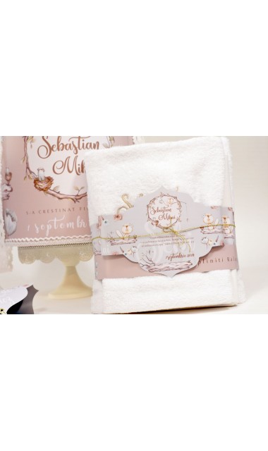 Trusou de botez pentru fetite rustic, inspirat din natura, Doamna Castor 5